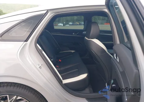 2025 Kia K5 Gt-Line z USA, uszkodzony, nr VIN KNAG64J70S5326531